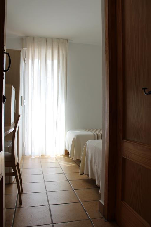 טבארקה Hostal Masin מראה חיצוני תמונה